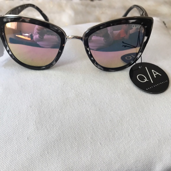 Quay Australia Accessories - Quay sunglasses with mirrored lenses